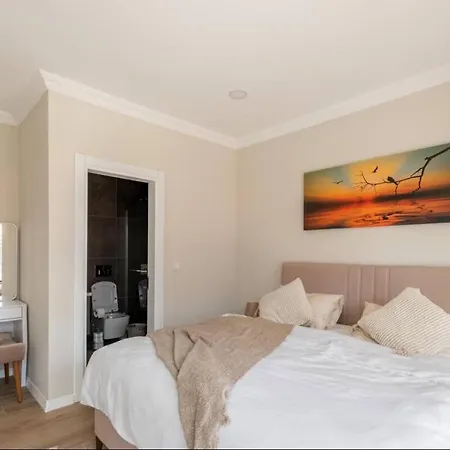 Appartement Stylish 2br And 3br Izmit Apartments- Chic & Cozy *