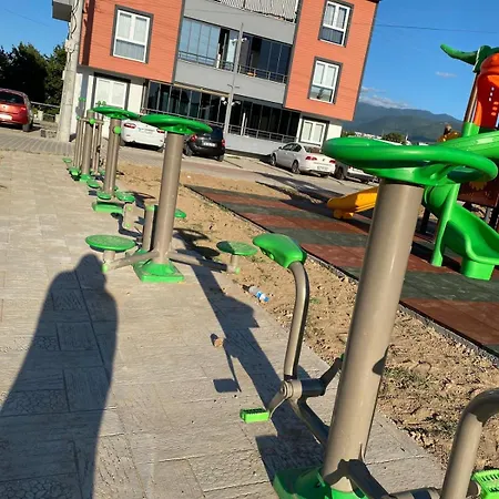 Stylish 2br And 3br Izmit Apartments- Chic & Cozy דירה