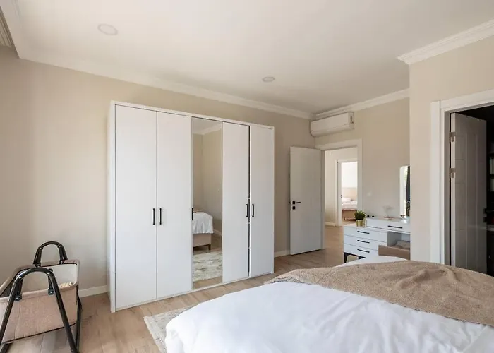 Stylish 2br And 3br Izmit Apartments- Chic & Cozy Apartamento *