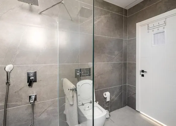 Stylish 2br And 3br Izmit Apartments- Chic & Cozy Apartamento *