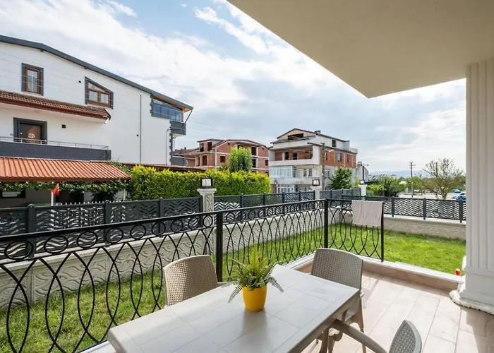 Stylish 2br And 3br Izmit Apartments- Chic & Cozy Apartamento
