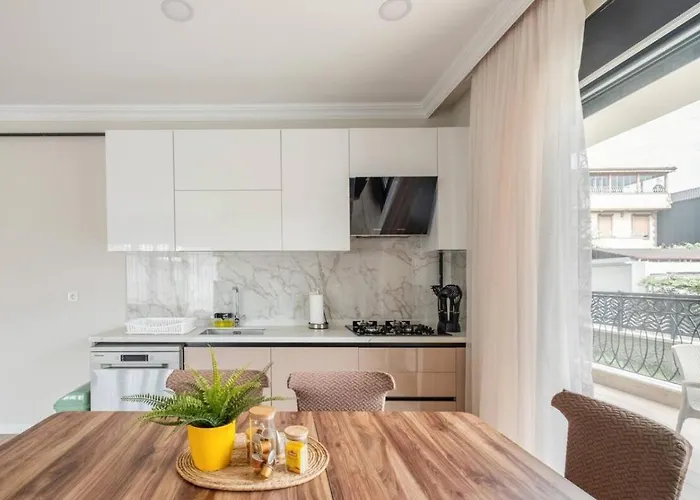 Stylish 2br And 3br Izmit Apartments- Chic & Cozy Apartamento *